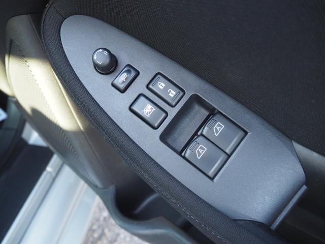 フェアレディZ ベースグレード 純正18インチAW 社外オーディオ 革巻きステアリング オートライト HIDヘッドライト パドルシフト 電格ミラー 禁煙車 記録簿付き プッシュスタート シートリフター テレスコ フロアマット(50枚目)