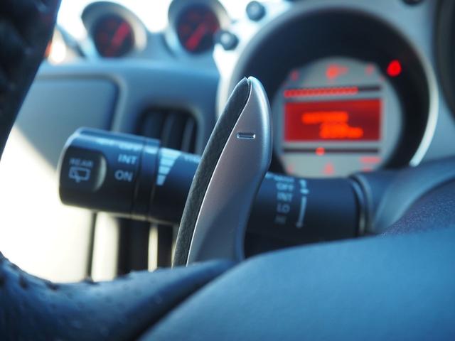 フェアレディZ ベースグレード 純正18インチAW 社外オーディオ 革巻きステアリング オートライト HIDヘッドライト パドルシフト 電格ミラー 禁煙車 記録簿付き プッシュスタート シートリフター テレスコ フロアマット(51枚目)