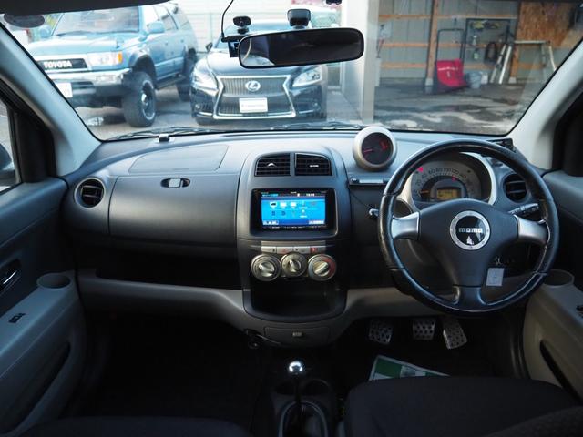 パッソ レーシー TRDスポーツ 5MT TRDスポーツサスペンション TRDスポーツマフラー 純正14インチAW 純正MOMOステアリング 社外SDナビ BT 地デジ HID フォグLED ETC 社外アルミペダル(6枚目)