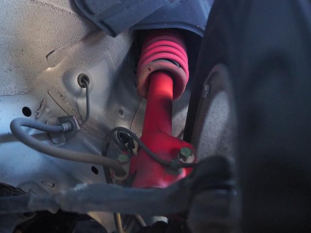 パッソ レーシー TRDスポーツ 5MT TRDスポーツサスペンション TRDスポーツマフラー 純正14インチAW 純正MOMOステアリング 社外SDナビ BT 地デジ HID フォグLED ETC 社外アルミペダル(16枚目)