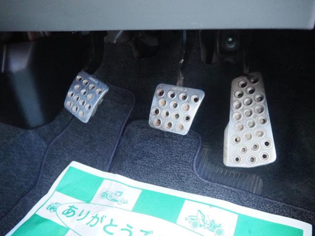 パッソ レーシー TRDスポーツ 5MT TRDスポーツサスペンション TRDスポーツマフラー 純正14インチAW 純正MOMOステアリング 社外SDナビ BT 地デジ HID フォグLED ETC 社外アルミペダル(58枚目)