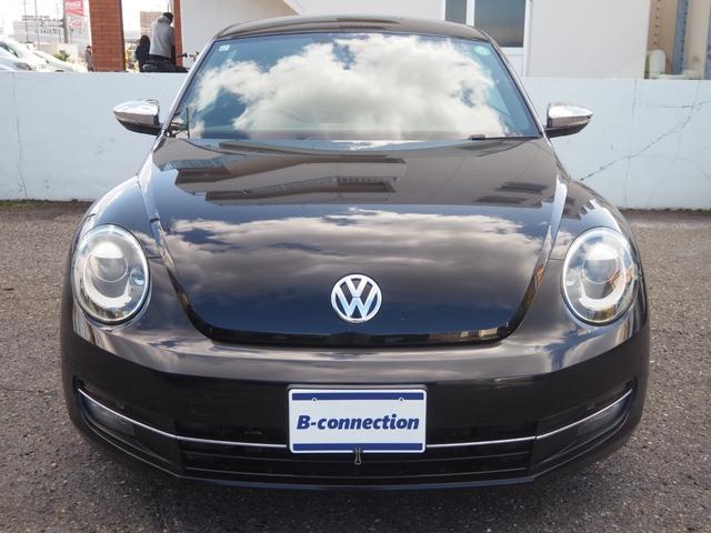 ザ・ビートル デザインレザーパッケージ　ターボ　ブラックレザーシート　純正１７インチアルミホイール　純正オーディオ　シートヒーター　パドルシフト　ステアスイッチ　ＨＩＤヘッドライト　クルーズコントロール　ビルトインＥＴＣ　レインセンサー（24枚目）