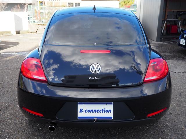 ザ・ビートル デザインレザーパッケージ　ターボ　ブラックレザーシート　純正１７インチアルミホイール　純正オーディオ　シートヒーター　パドルシフト　ステアスイッチ　ＨＩＤヘッドライト　クルーズコントロール　ビルトインＥＴＣ　レインセンサー（28枚目）