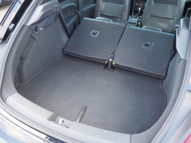 ザ・ビートル デザインレザーパッケージ　ターボ　ブラックレザーシート　純正１７インチアルミホイール　純正オーディオ　シートヒーター　パドルシフト　ステアスイッチ　ＨＩＤヘッドライト　クルーズコントロール　ビルトインＥＴＣ　レインセンサー（54枚目）