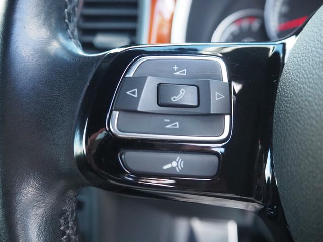 ザ・ビートル デザインレザーパッケージ　ターボ　ブラックレザーシート　純正１７インチアルミホイール　純正オーディオ　シートヒーター　パドルシフト　ステアスイッチ　ＨＩＤヘッドライト　クルーズコントロール　ビルトインＥＴＣ　レインセンサー（60枚目）