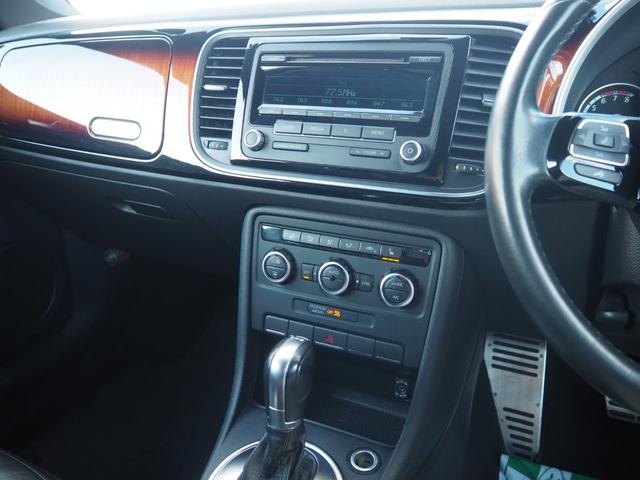 ザ・ビートル デザインレザーパッケージ　ターボ　ブラックレザーシート　純正１７インチアルミホイール　純正オーディオ　シートヒーター　パドルシフト　ステアスイッチ　ＨＩＤヘッドライト　クルーズコントロール　ビルトインＥＴＣ　レインセンサー（65枚目）