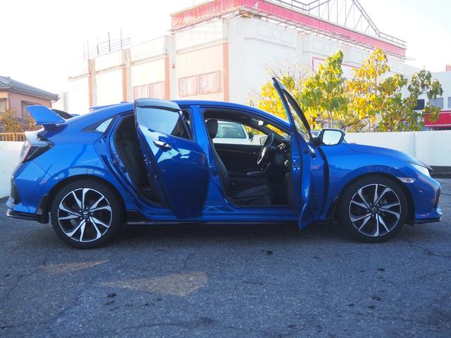 シビック ハッチバック　純正ナビ　バックカメラ　ホンダセンシング　レーダークルーズ　純正リアウィング　純正１８インチアルミホイール　パドルシフト　地デジ　シートヒーター　ＥＴＣ　ＬＥＤヘッドライト　シートカバー　純正ドラレコ（34枚目）