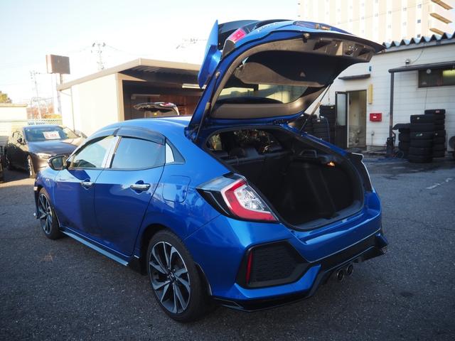 シビック ハッチバック　純正ナビ　バックカメラ　ホンダセンシング　レーダークルーズ　純正リアウィング　純正１８インチアルミホイール　パドルシフト　地デジ　シートヒーター　ＥＴＣ　ＬＥＤヘッドライト　シートカバー　純正ドラレコ（52枚目）