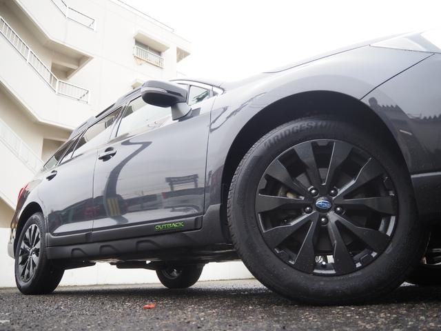 純正１８インチＡＷが足元を煌びやかせます♪