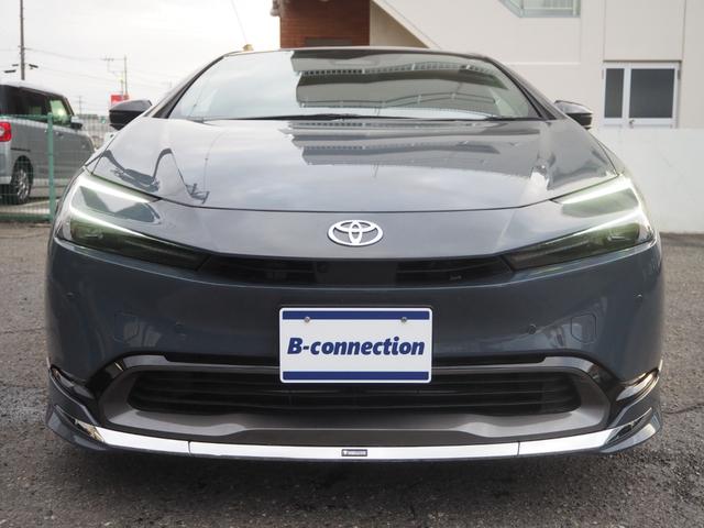 プリウス Z パノラマルーフ モデリスタフルエアロ 寒冷地仕様 全方位モニター デジタルインナーミラー 12.3インチディスプレイオーディオ パワーバックドア リアスモークフィルム シートヒーター コーナーセンサー(8枚目)