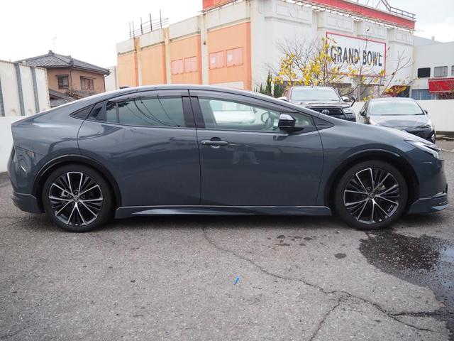 プリウス Z パノラマルーフ モデリスタフルエアロ 寒冷地仕様 全方位モニター デジタルインナーミラー 12.3インチディスプレイオーディオ パワーバックドア リアスモークフィルム シートヒーター コーナーセンサー(33枚目)