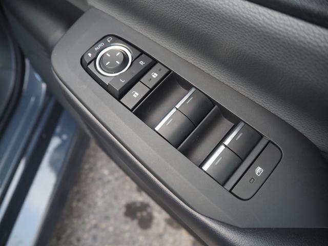 プリウス Z パノラマルーフ モデリスタフルエアロ 寒冷地仕様 全方位モニター デジタルインナーミラー 12.3インチディスプレイオーディオ パワーバックドア リアスモークフィルム シートヒーター コーナーセンサー(58枚目)