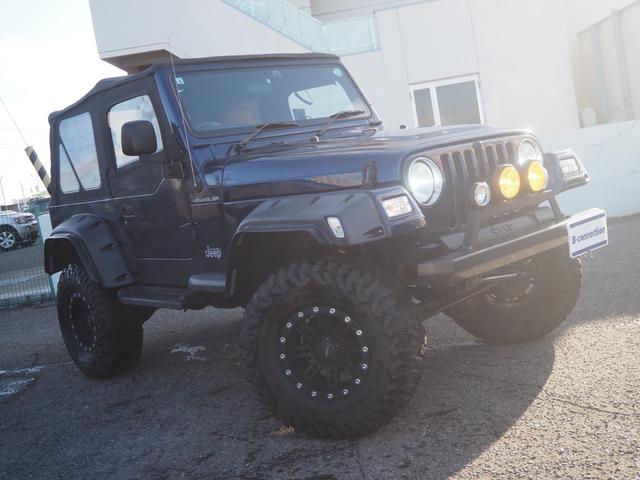 ジープ・ラングラー スペシャルエディション　ソフトトップ　ショートバンパー　リフトアップ　社外ＬＥＤヘッドライト　背面タイヤ　１ナンバー変更　レザー調シートカバー　ヒッチメンバー　カロッツェリアオーディオ　オーバーフェンダー　ＥＴＣ（37枚目）