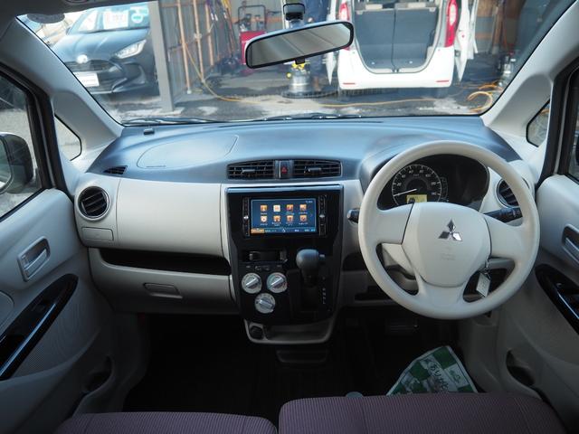 ｅＫワゴン Ｅ　クラリオンＳＤナビ　地デジ　ＢＴ接続　純正ホイールキャップ　キーレス　シートヒーター　ヘッドライトレベライザー　ベンチシート　電格ミラー　エアコン　ドアバイザー　フロアマット　ハロゲンヘッドライト（6枚目）