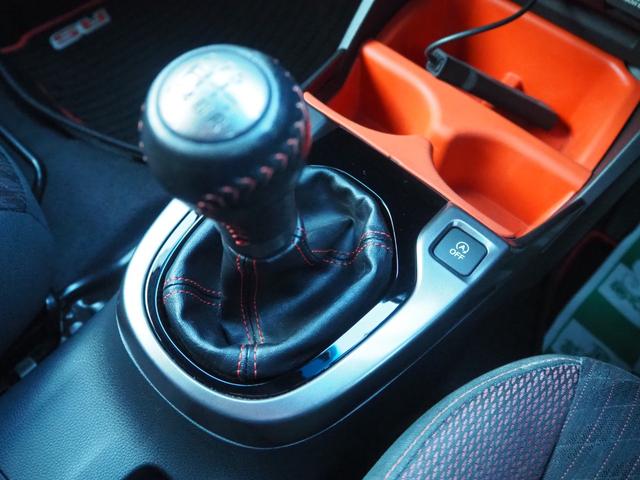 フィット ＲＳ　ホンダセンシング　後期　６ＭＴ　純正ナビ　バックカメラ　ホンダセンシング　純正１６インチアルミホイール　無限サイドミラー　無限サイドバイザー　ＬＥＤヘッドライト　ＬＥＤフォグランプ　ビルトインＥＴＣ　地デジ　ＢＴ接続（72枚目）