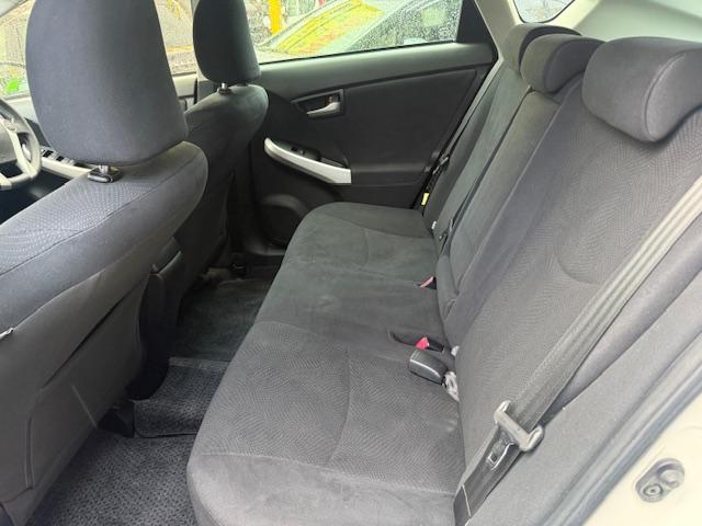 プリウス S 後期モデル/リフトアップ/A/Tタイヤ/社外マフラー/バグガード/ルーフキャリア/ナビ・フルセグTV・DVD再生・Bluetooth・バックカメラ/ドラレコ/ETC/スマートキー/(12枚目)