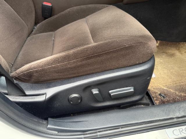 クラウン ロイヤルサルーン 20インチアルミ/車高調/ナビ・フルセグTV・バックカメラ/クルーズコントロール/(10枚目)