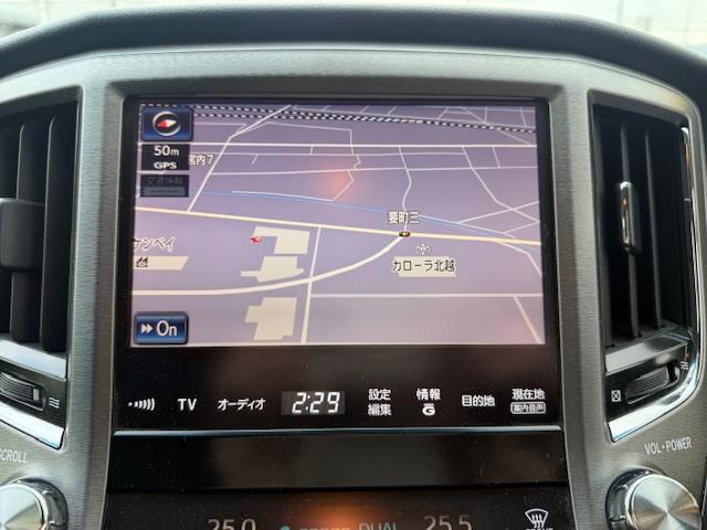 クラウン ロイヤルサルーン 20インチアルミ/車高調/ナビ・フルセグTV・バックカメラ/クルーズコントロール/(12枚目)