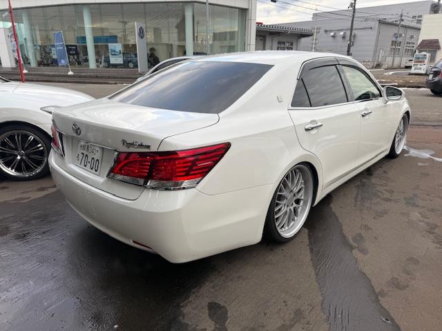 クラウン ロイヤルサルーン 20インチアルミ/車高調/ナビ・フルセグTV・バックカメラ/クルーズコントロール/(20枚目)