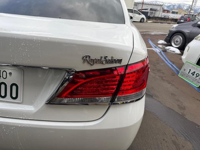 クラウン ロイヤルサルーン 20インチアルミ/車高調/ナビ・フルセグTV・バックカメラ/クルーズコントロール/(23枚目)