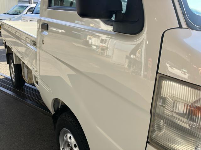 ハイゼットトラック エアコン・パワステ　スペシャル　４ＷＤ　５ＭＴ　３方開（9枚目）