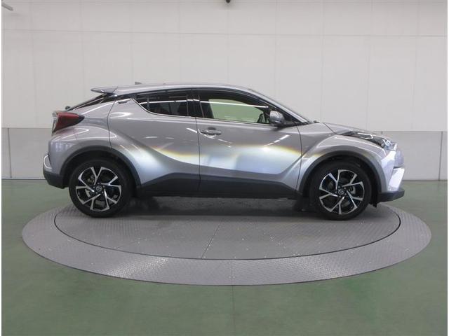 Ｃ－ＨＲ Ｇ－Ｔ　４ＷＤ　ワンセグ　メモリーナビ　ミュージックプレイヤー接続可　バックカメラ　衝突被害軽減システム　ＥＴＣ　ドラレコ　ＬＥＤヘッドランプ（3枚目）