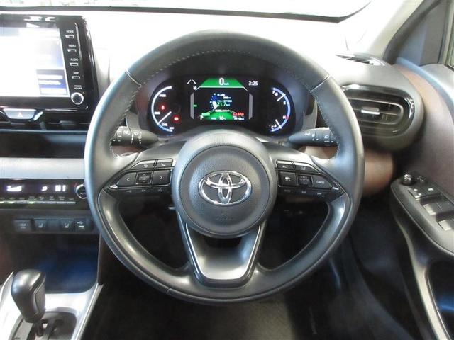 ヤリスクロス ハイブリッドZ フルセグ メモリーナビ ミュージックプレイヤー接続可 バックカメラ 衝突被害軽減システム ETC LEDヘッドランプ ワンオーナー フルエアロ(9枚目)