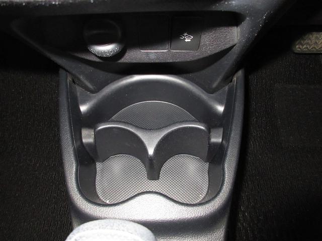 ヴィッツ ハイブリッド ジュエラ フルセグ メモリーナビ DVD再生 ミュージックプレイヤー接続可 バックカメラ 衝突被害軽減システム ETC ワンオーナー 記録簿(17枚目)