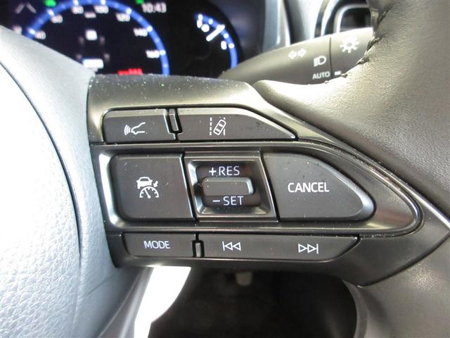 ヤリスクロス ハイブリッドＺ　メモリーナビ　ミュージックプレイヤー接続可　バックカメラ　衝突被害軽減システム　ＥＴＣ　ＬＥＤヘッドランプ　ワンオーナー（11枚目）