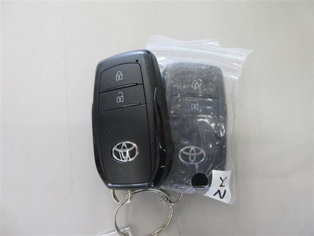 ヤリスクロス ハイブリッドＺ　メモリーナビ　ミュージックプレイヤー接続可　バックカメラ　衝突被害軽減システム　ＥＴＣ　ＬＥＤヘッドランプ　ワンオーナー（24枚目）