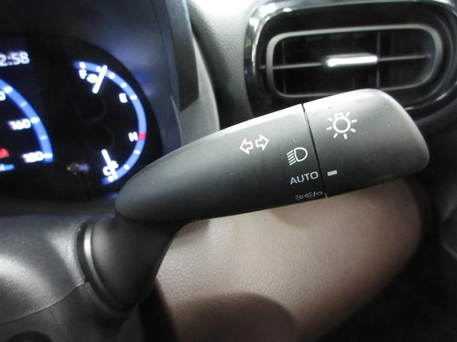 ヤリスクロス ハイブリッドＺ　４ＷＤ　メモリーナビ　ミュージックプレイヤー接続可　バックカメラ　衝突被害軽減システム　ＥＴＣ　ＬＥＤヘッドランプ　ワンオーナー　記録簿（23枚目）