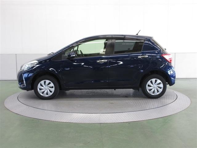 ヴィッツ Ｆ　セーフティーエディションＩＩＩ　４ＷＤ　ワンセグ　メモリーナビ　ミュージックプレイヤー接続可　バックカメラ　衝突被害軽減システム　ＥＴＣ　ドラレコ　ＬＥＤヘッドランプ　ワンオーナー（4枚目）