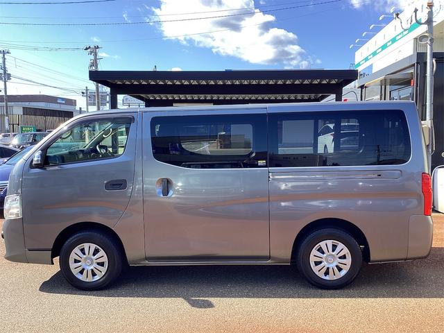 ＮＶ３５０キャラバンバン ロングＤＸターボ　４ＷＤ　３人乗り　衝突被害軽減システム　アラウンドビューモニター　ドライブレコーダー　ＥＴＣ　ナビ　フルセグＴＶ　Ｂｌｕｅｔｏｏｔｈ接続　キーレス　両側スライドドア　電動ミラー　前席パワーウィンドウ（13枚目）