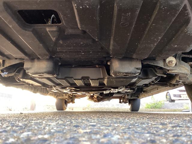 レジアスエースバン スーパーロングワイドDX GLパック 4WD ハイルーフ ガソリン車 6人乗り ドライブレコーダー 左側スライドドア ETC ナビ ワンセグTV キーレス 前席パワーウィンドウ 電動ミラー エアコン 運転席エアバッグ 助手席エアバック(19枚目)