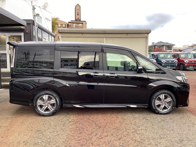 ステップワゴンスパーダ スパーダハイブリッド G・EX ホンダセンシング 衝突被害軽減システム レーンアシスト クルーズコントロール 両側電動スライド LEDヘッドライト バックカメラ ETC ナビ フルセグTV Bluetooth接続 後席モニター シートヒーター(9枚目)