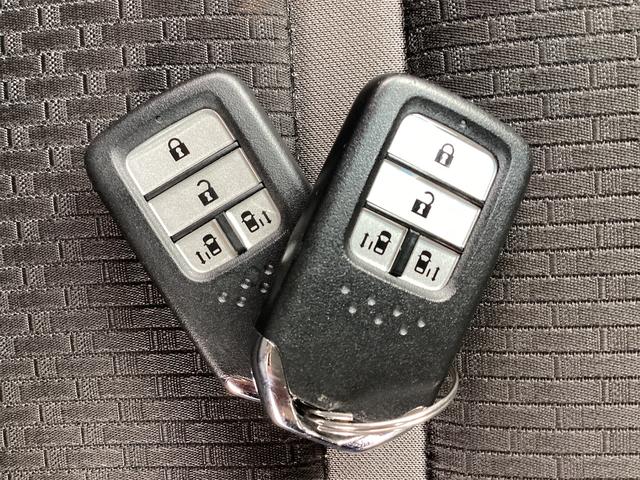 ステップワゴンスパーダ スパーダハイブリッド G・EX ホンダセンシング 衝突被害軽減システム レーンアシスト クルーズコントロール 両側電動スライド LEDヘッドライト バックカメラ ETC ナビ フルセグTV Bluetooth接続 後席モニター シートヒーター(75枚目)