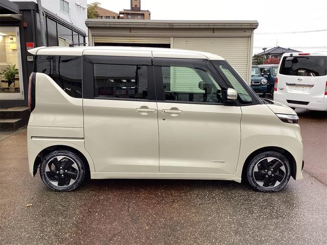 カープレシャスではご納車後もお客様に安心しておクルマにお乗り頂くため、【２か月又は２，０００ｋｍ】の保証をお付けしております！当社は保証金額をお支払い総額に含ませていただいております！