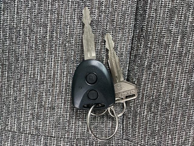 ミラトコット Ｌ　ＳＡＩＩＩ　衝突被害軽減システム　レーンアシスト　クリアランスソナー　ドライブレコーダー　ＬＥＤヘッドライト　オートハイビーム　ディスプレイオーディオ　Ｂｌｕｅｔｏｏｔｈ接続　キーレス　全席パワーウインドウ（65枚目）