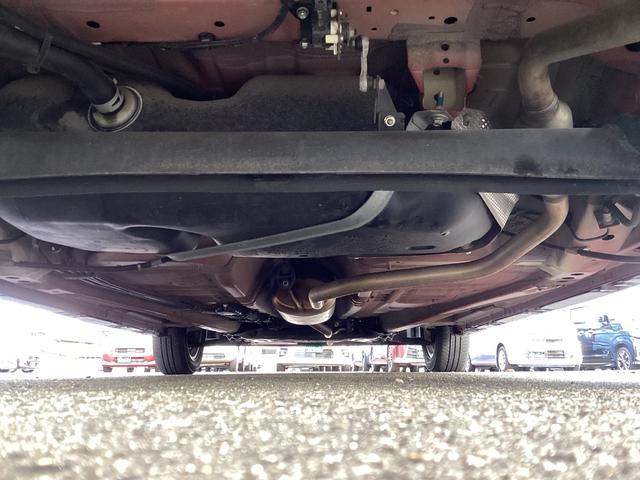 カープレシャスでは当社指定の認証工場又はディーラーにて点検・整備を行い全車記録簿を発行し納車致します！