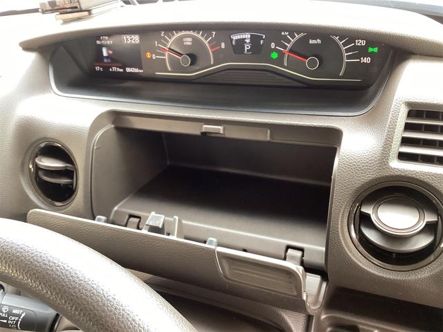 ご成約のおクルマ全て、エンジンオイルを交換してご納車させていただきます！また、点検時に消耗品の状態確認も行い必要に応じて新品交換させていただきます！