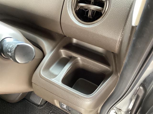 ご納車時には再度洗車・室内清掃を行い展示中についてしまった汚れも落として気持ち良くお乗りいただける状態にして納めさせていただきます！