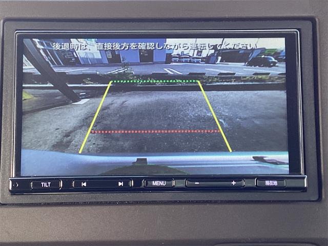 『点検整備記録簿』　の項目を元に点検を行い規定の基準に満たない箇所が見受けられた場合はしっかりと整備もしくは部品交換を行いお客様に安心しておクルマに乗っていただける状態でご納車をさせて頂きます！