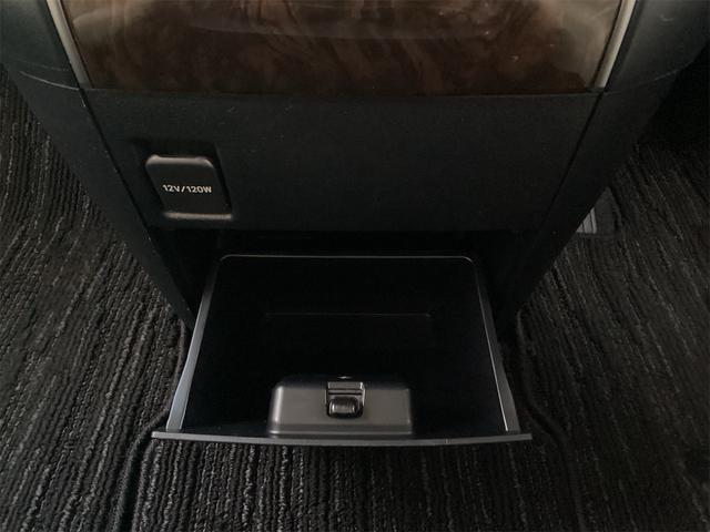 アルファード 2.5X 8人乗り 衝突被害軽減システム レーンアシスト クルーズコントロール LEDヘッドライト オートハイビーム ドライブレコーダー バックカメラ ETC ナビ Bluetooth接続 両側電動スライドドア(42枚目)