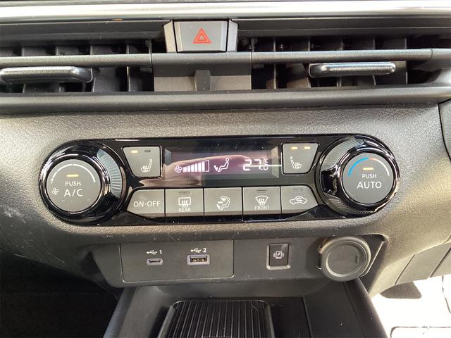 ご成約のおクルマ全て、エンジンオイルを交換してご納車させていただきます！また、点検時に消耗品の状態確認も行い必要に応じて新品交換させていただきます！