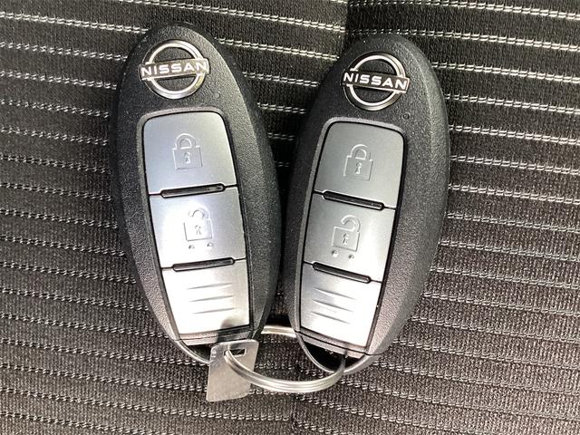 ご成約のおクルマ全て、エンジンオイルを交換してご納車させていただきます！また、点検時に消耗品の状態確認も行い必要に応じて新品交換させていただきます！