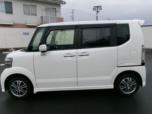 Ｎ－ＢＯＸ ＧＳＳパッケージ　ホンダ純正メモリーナビ　ホンダ純正アルミホイール　　両側電動スライドドア　バックカメラ　４ＷＤ　シートヒーター　ＥＴＣ　Ｂｌｕｅｔｏｏｔｈ　サイドエアバッグ（9枚目）
