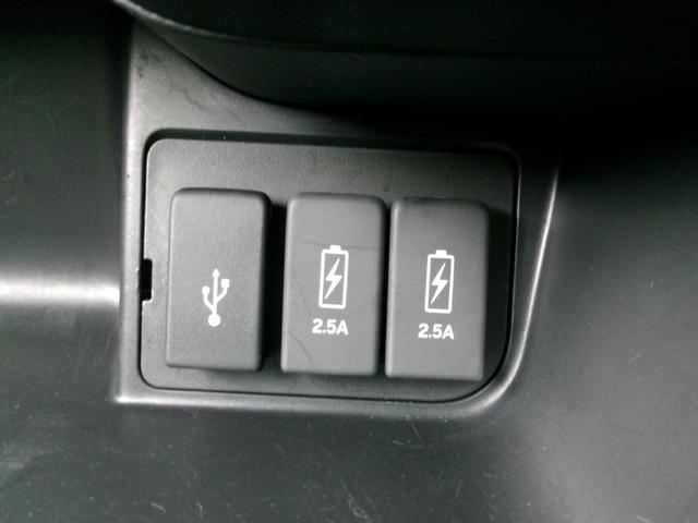 N-BOXカスタム G・Lターボホンダセンシング ホンダセンシング ホンダ純正アルミホイール ターボ パドルシフト LEDヘッドライト 両側電動スライドドア バックカメラ ETC シートヒーター Bluetooth(32枚目)