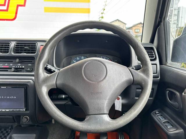 ジムニー XG 5MT エアコン 普通車登録(オーバーフェンダー) リフトアップ FRPボンネット 社外15インチアルミホイール ETC(4枚目)
