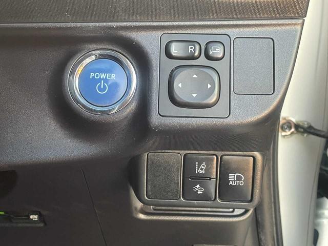 アクア Ｇ　衝突軽減装置　９インチナビ　フルセグＴＶ　バックカメラ　純正アルミホイール　クルーズコントロール　ＥＴＣ　前後ドライブレコーダー　オートライト　ＬＥＤヘッドライト　フォグライト　オートハイビーム（12枚目）