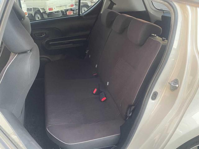 アクア Ｇ　衝突軽減装置　９インチナビ　フルセグＴＶ　バックカメラ　純正アルミホイール　クルーズコントロール　ＥＴＣ　前後ドライブレコーダー　オートライト　ＬＥＤヘッドライト　フォグライト　オートハイビーム（26枚目）